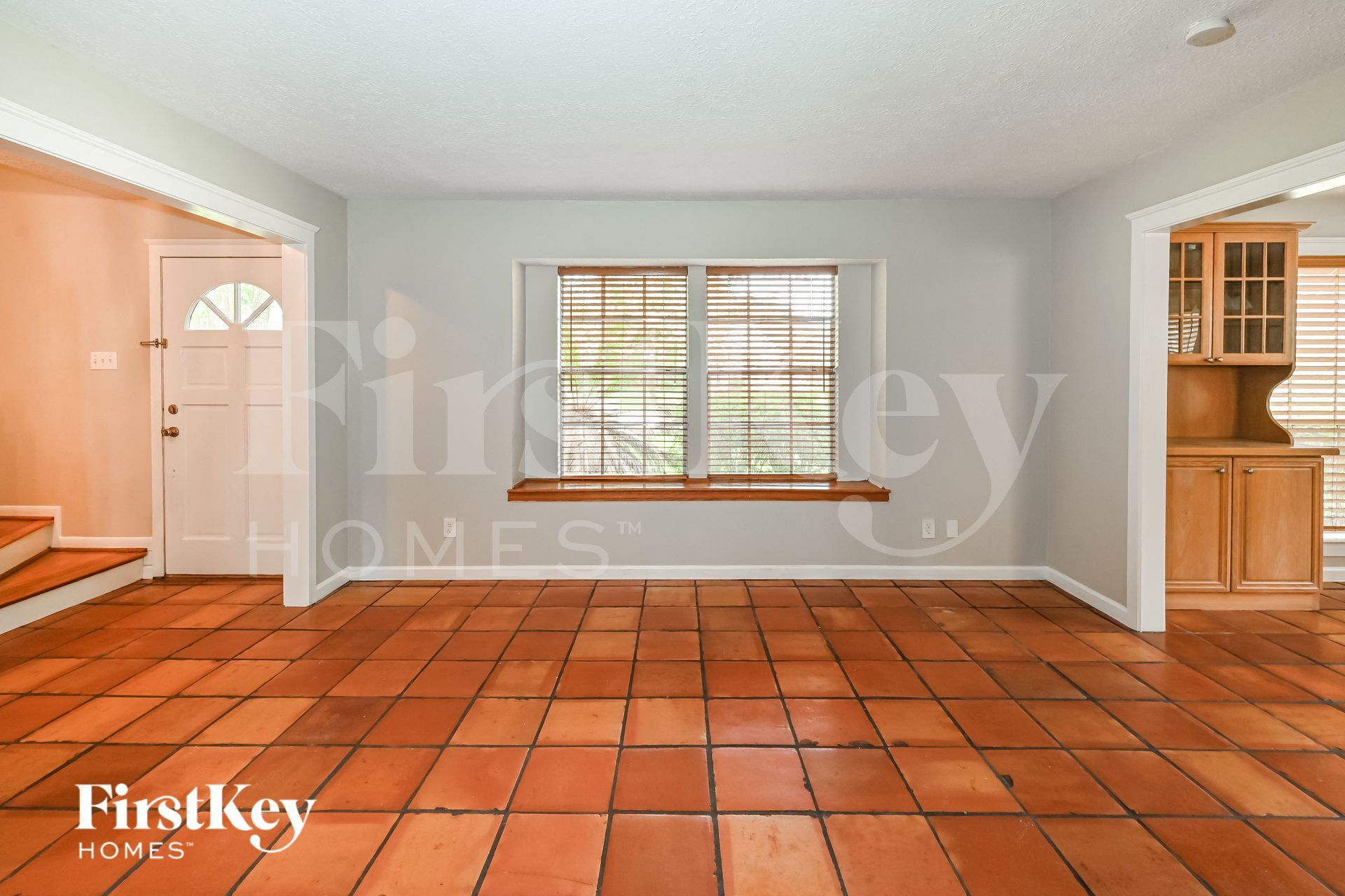 Building Photo - 4003 Chapel Square Dr