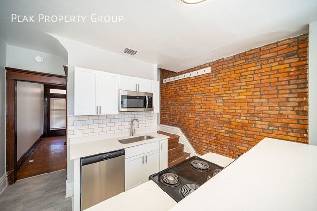 Building Photo - Available Now! Newly Renovated 2 Bedroom T...