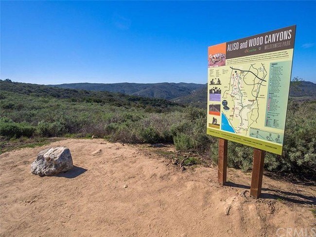 Building Photo - 45 Tulare Dr