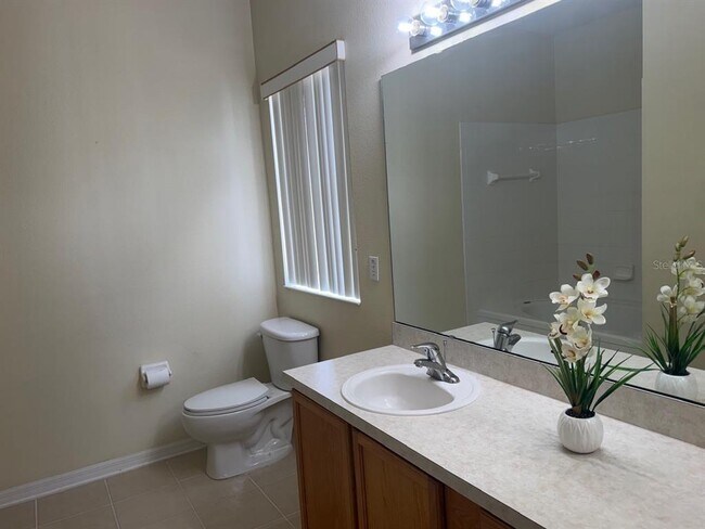 Building Photo - 10130 Shadow Creek Dr