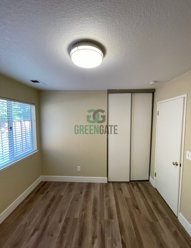 Building Photo - 1660 Etta Way
