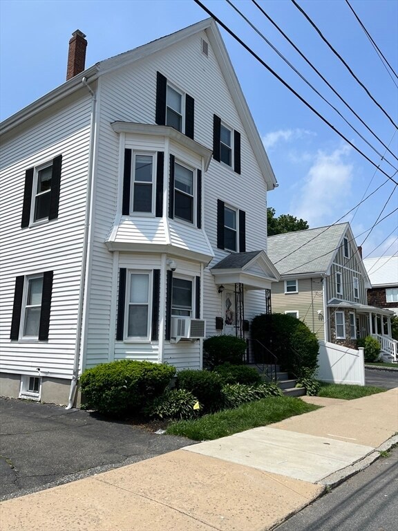 Primary Photo - 12 Brown St