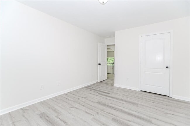 Building Photo - 2023 Jameson Cir NE