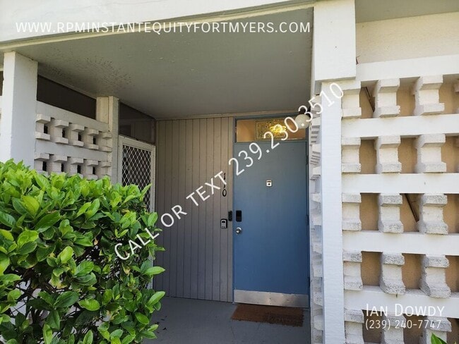 Building Photo - 330 Tudor Dr