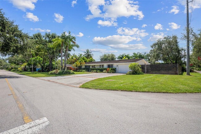 Building Photo - 8260 SW 95th St