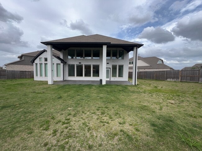 Building Photo - 18411 Starlight Vly Trl