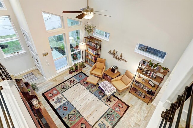 Building Photo - 9720 Evening Canopy Dr