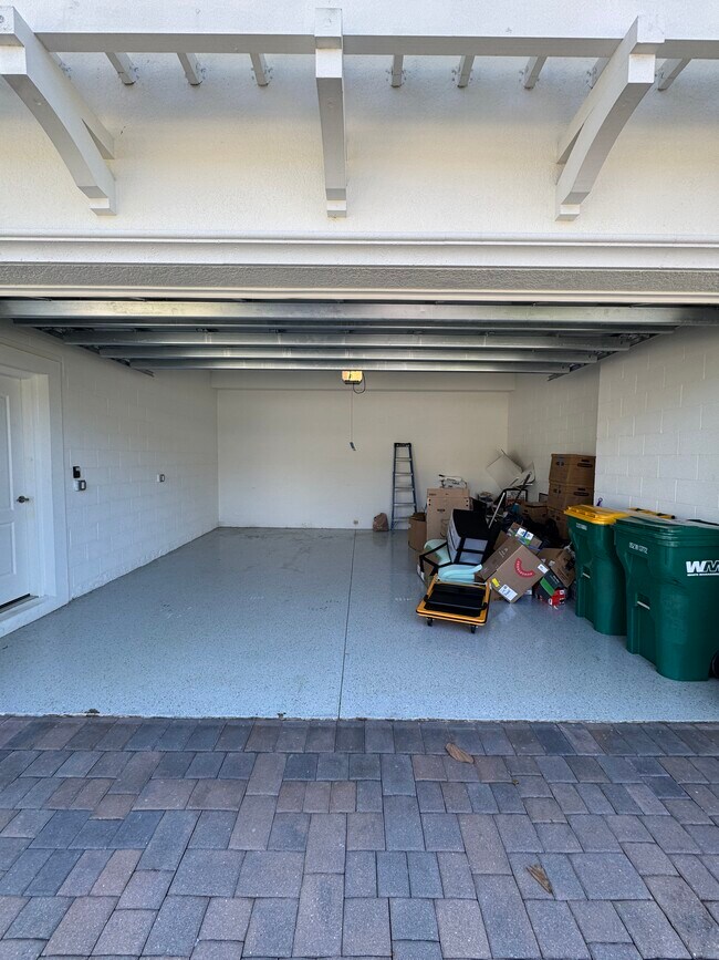 Building Photo - 2304 Sawyers Hill Rd