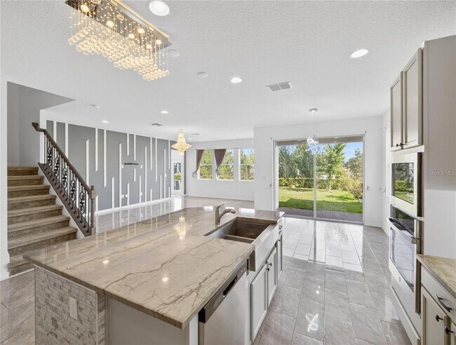 Building Photo - 2556 Leyland Cypress Ln