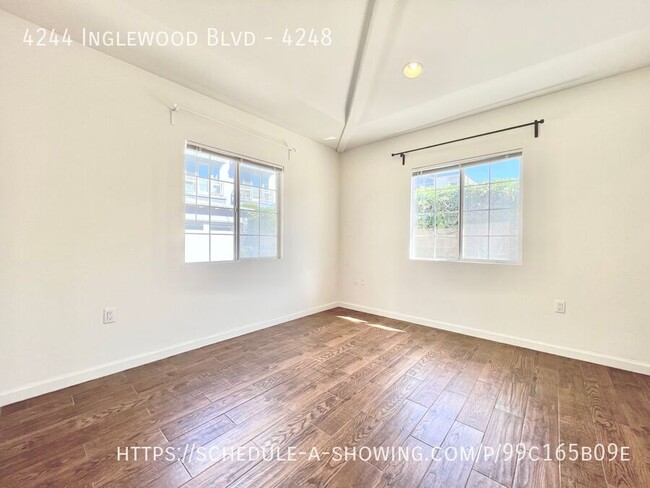 Building Photo - Beautiful remodeled 2 Bedroom + 2 Bath + L...