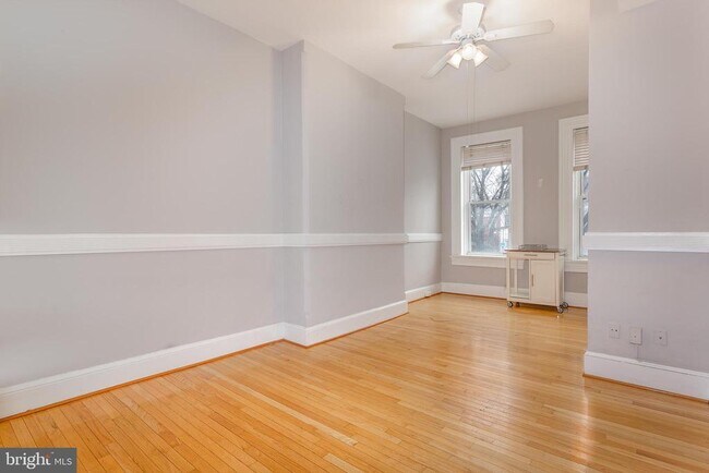 Primary Photo - 1420 11th St NW