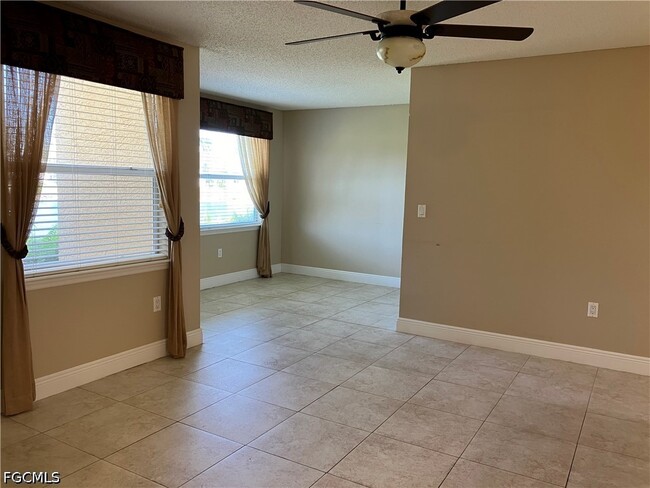 Building Photo - 12540 Equestrian Cir
