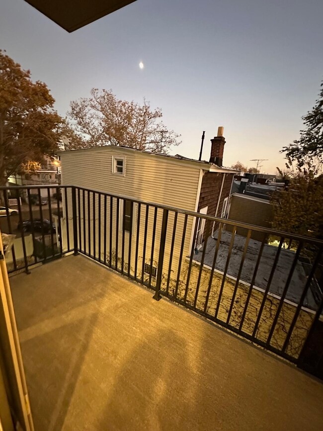 Building Photo - 224 Garfield Ave