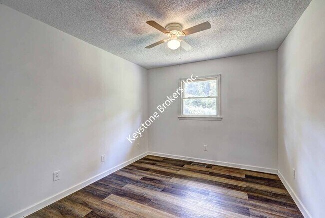 Building Photo - 2254 Silver Pines Ct