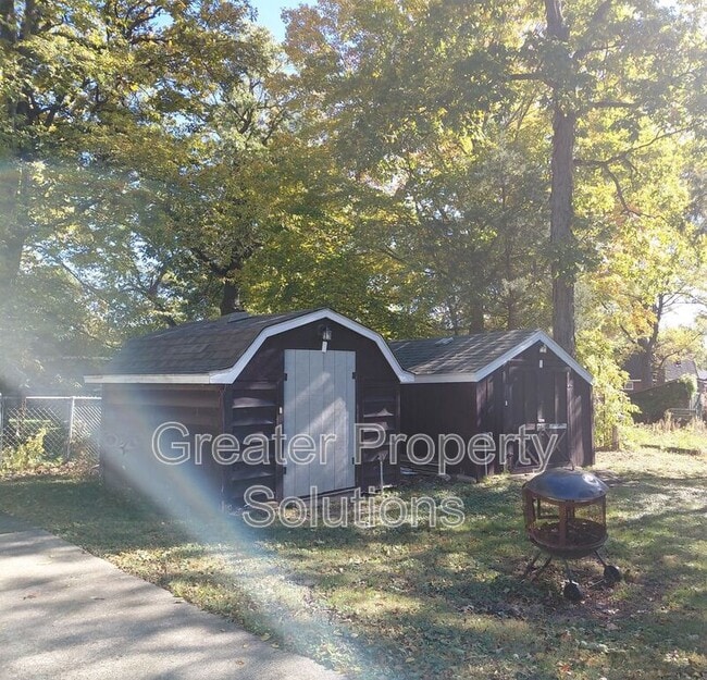 Building Photo - 13949 Lauerman St