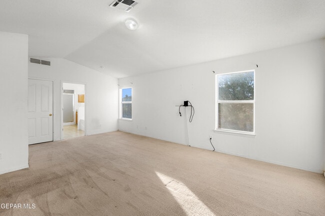 Building Photo - 3329 Tierra Sara Ln