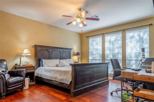 Building Photo - 9417 Jenaro Ct