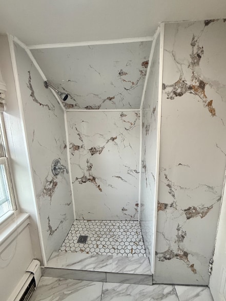 Building Photo - 32 Major St