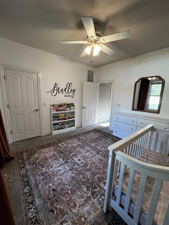 Building Photo - 2507 Golf Links Rd