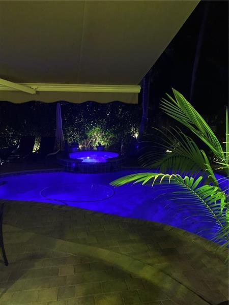 Building Photo - 1334 NE 16th Ave