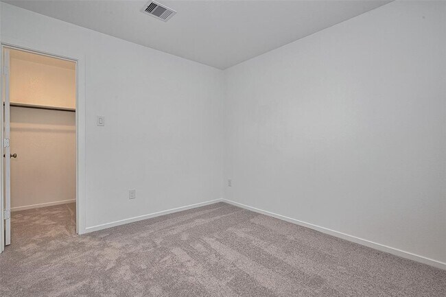 Building Photo - 433 Texas Pecan Dr
