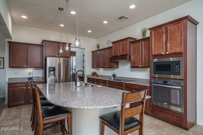 Building Photo - 14757 W Pasadena Ave