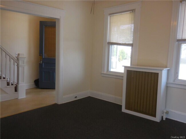 Building Photo - 458 Westchester Ave