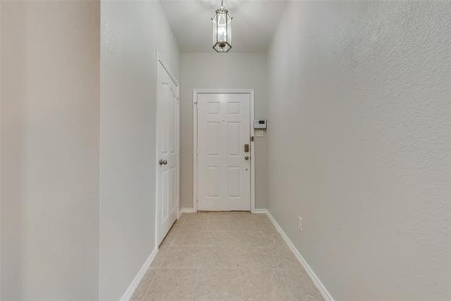 Building Photo - 5832 Center Ridge Dr