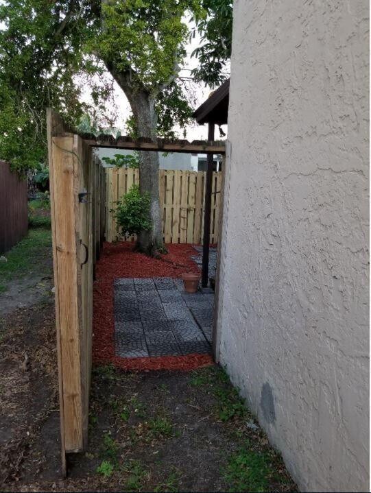 Building Photo - 3680 SW 59th Ave