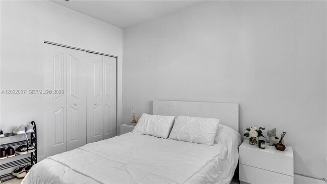 Building Photo - 15817 SW 138th Terrace