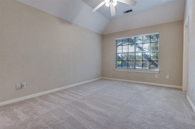 Building Photo - 602 Signet Ct