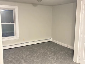 Building Photo - Bright & Updated 2-Bedroom in Prime Watertown