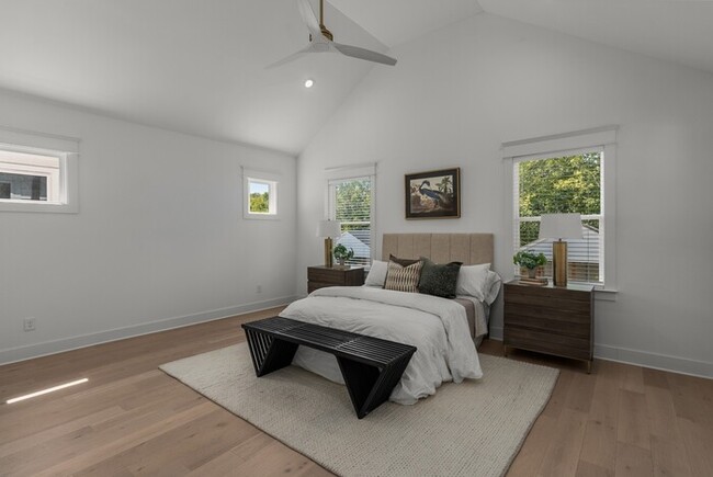 Building Photo - 1408 Lischey Ave