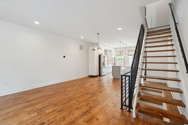 Building Photo - 2318 E Susquehanna Ave