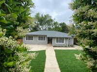 Building Photo - **Beautifully Remodeled 2 Story Home In Co...
