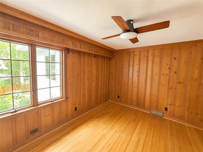 Building Photo - 20 Briar Patch Rd