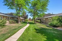 Building Photo - Comfort, Convenience & Style in the Heart of Greenwood Village
