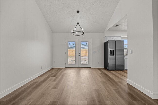 Building Photo - 505 Carrie Ln