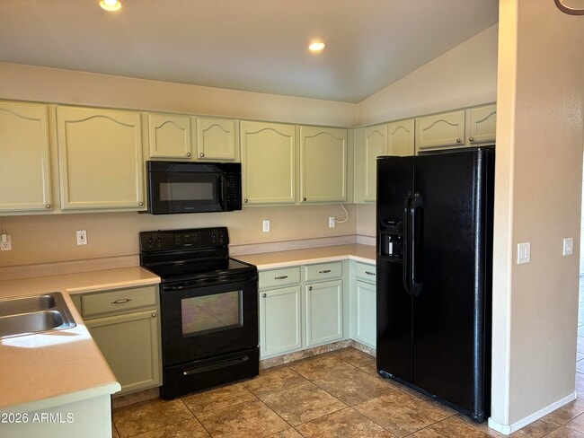 Building Photo - 15713 W Post Dr