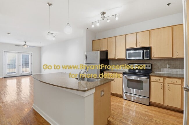 Building Photo - Bristol On Broadway Nashville