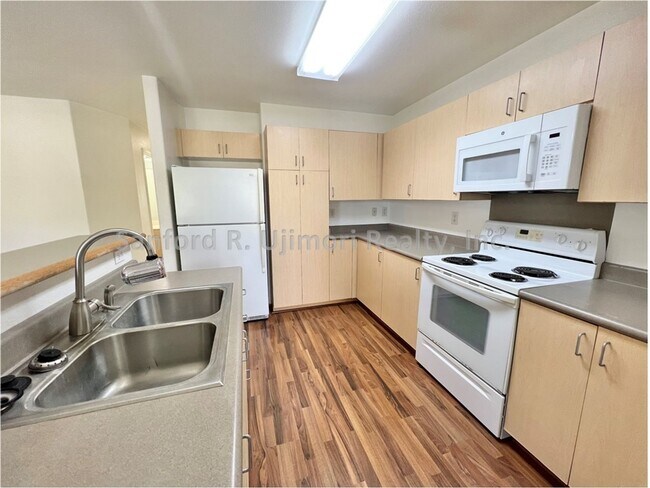 Building Photo - kool173