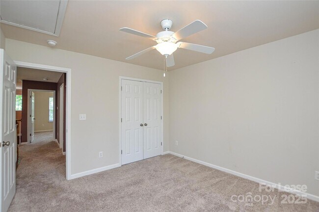Building Photo - 1008 Millbank Dr