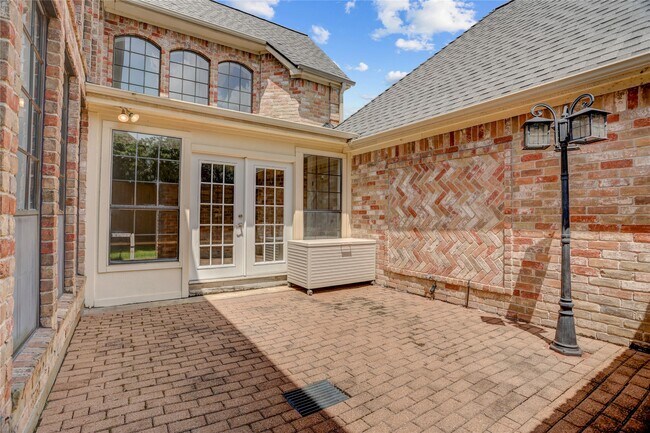 Building Photo - 11703 Wickhollow Ln