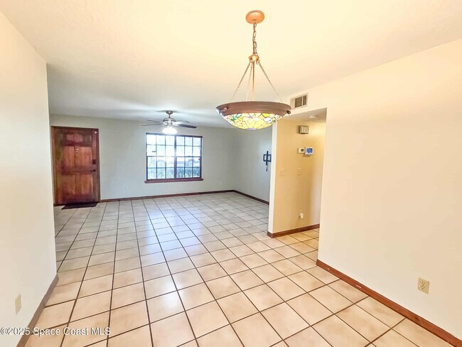 Building Photo - 410 Albenga Rd NW