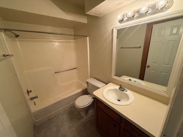 Building Photo - 1610 Hazelwood St