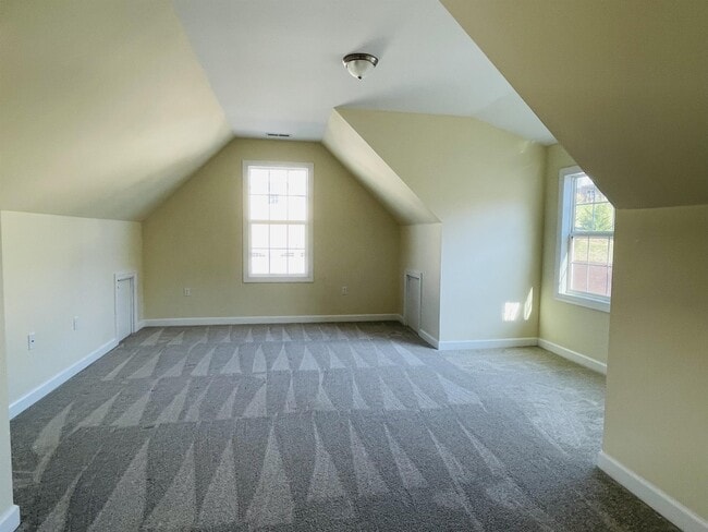 Building Photo - 72 Windgate Cir