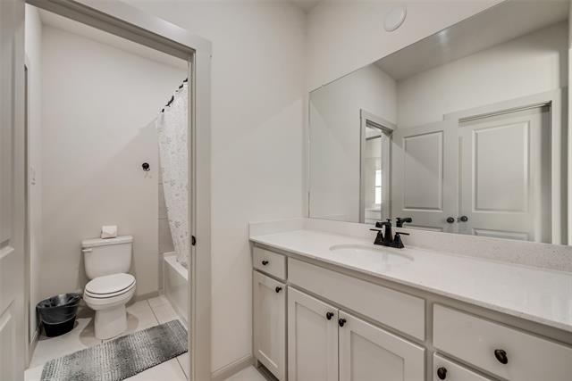 Building Photo - 13001 Cabana Dr
