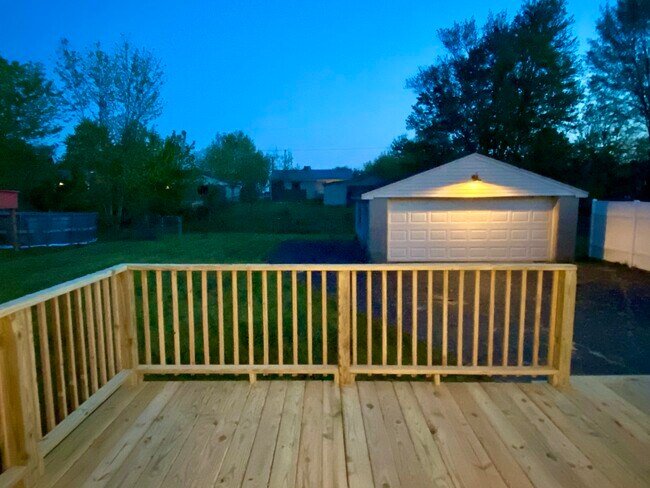 Building Photo - 6300 Hackberry Way