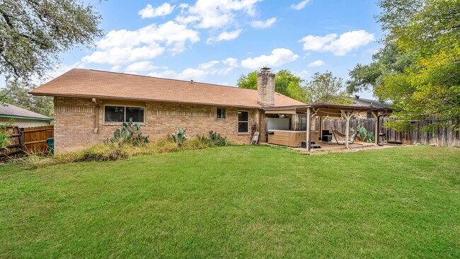 Building Photo - 8010 Misty Park St