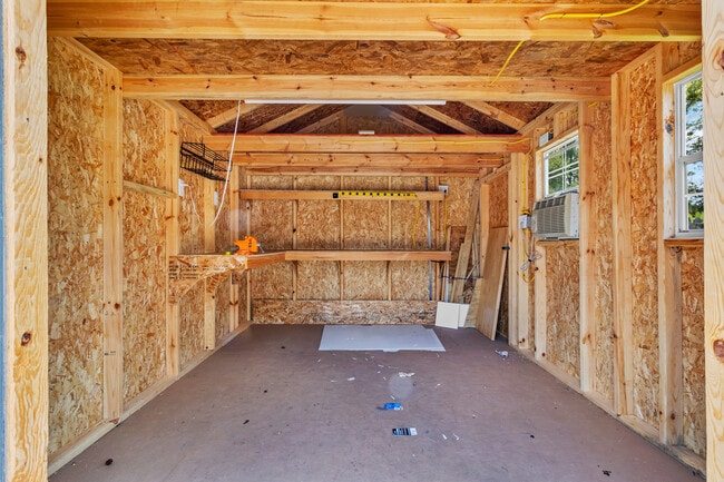 Building Photo - 9120 St Thomas Ct